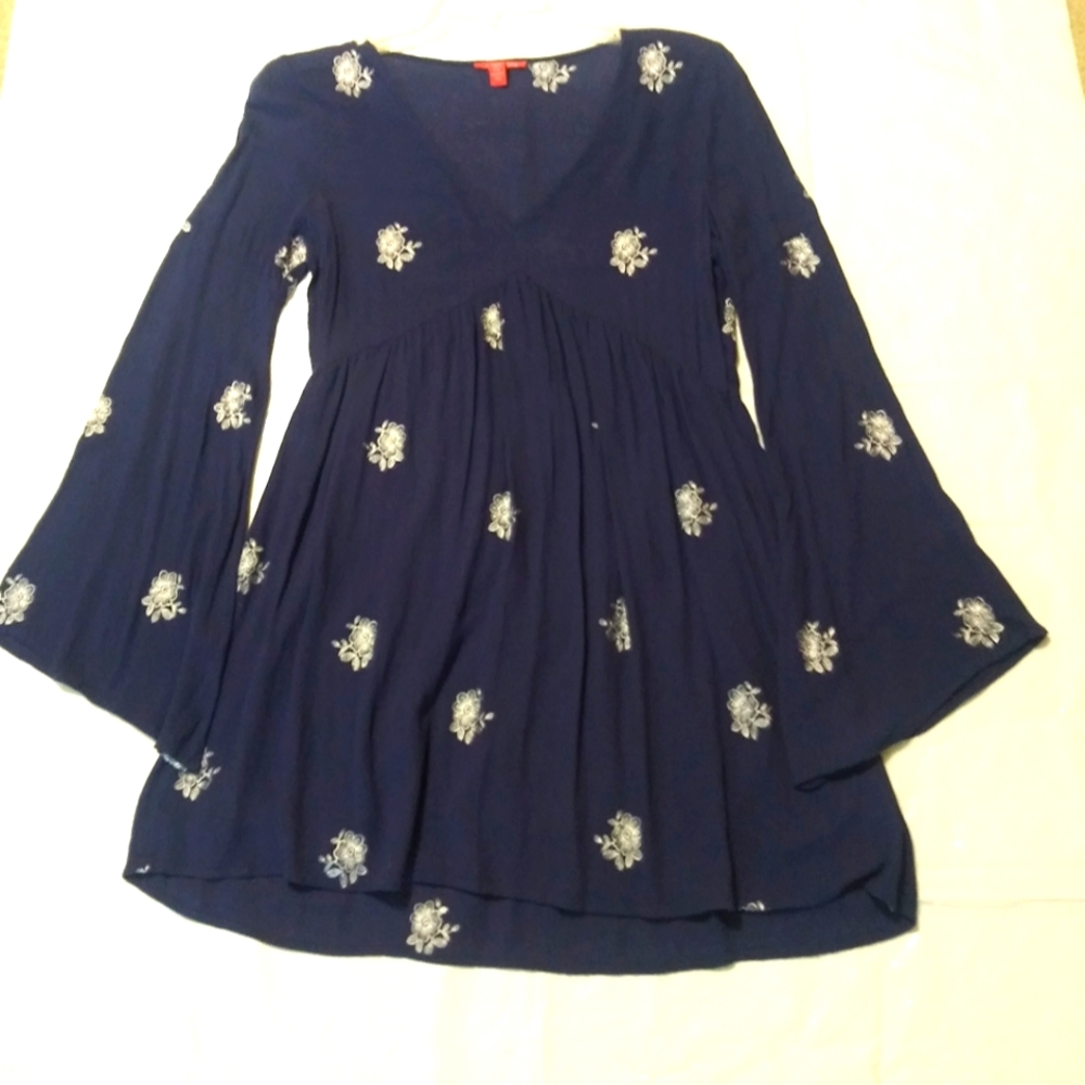 Chelsea & Violet Navy Dress with White Embroidery sz-Sm Boho V-Neck Rayon